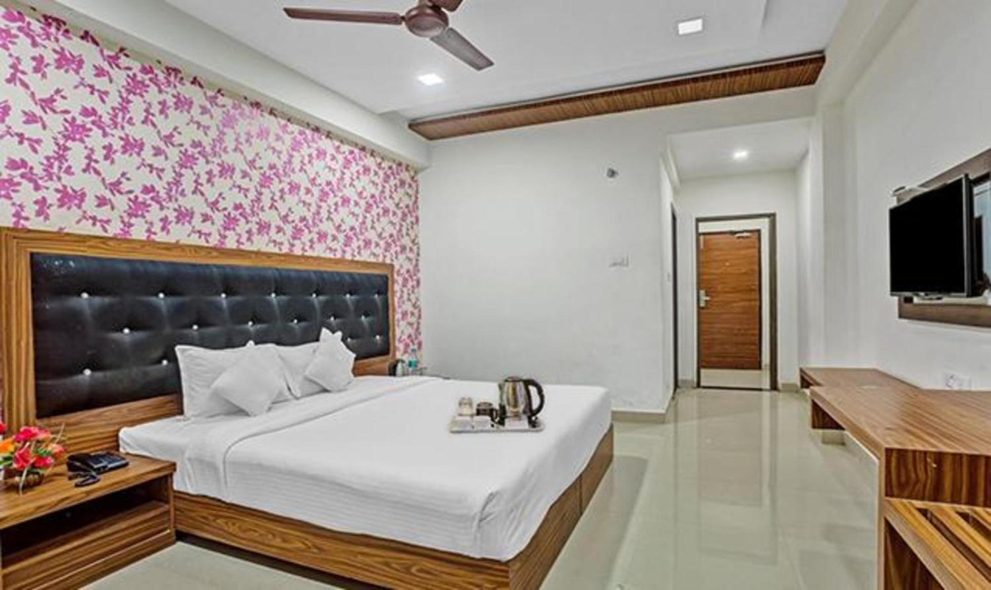 צ'נאי Fabhotel Luck Inn Residency מראה חיצוני תמונה